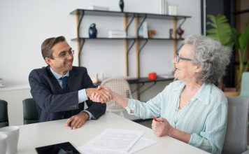 Benefits to Outsource Insurance